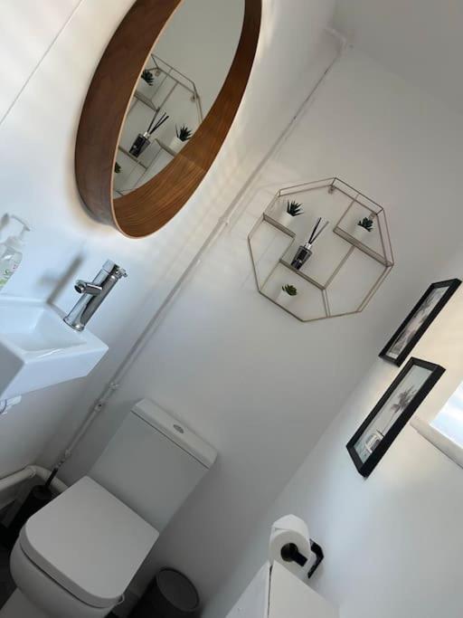 Perfect For Contractors With On Site Parking Villa Brierley Hill Buitenkant foto